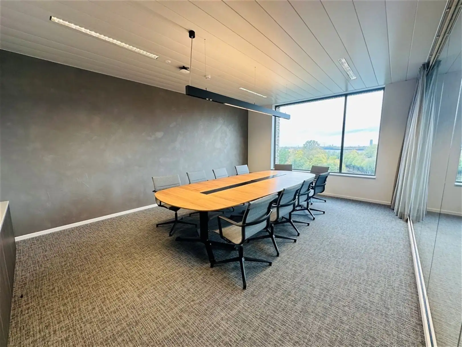 High-End afgewerkt en ingericht kantoor in Kortrijk Business Park  foto 12