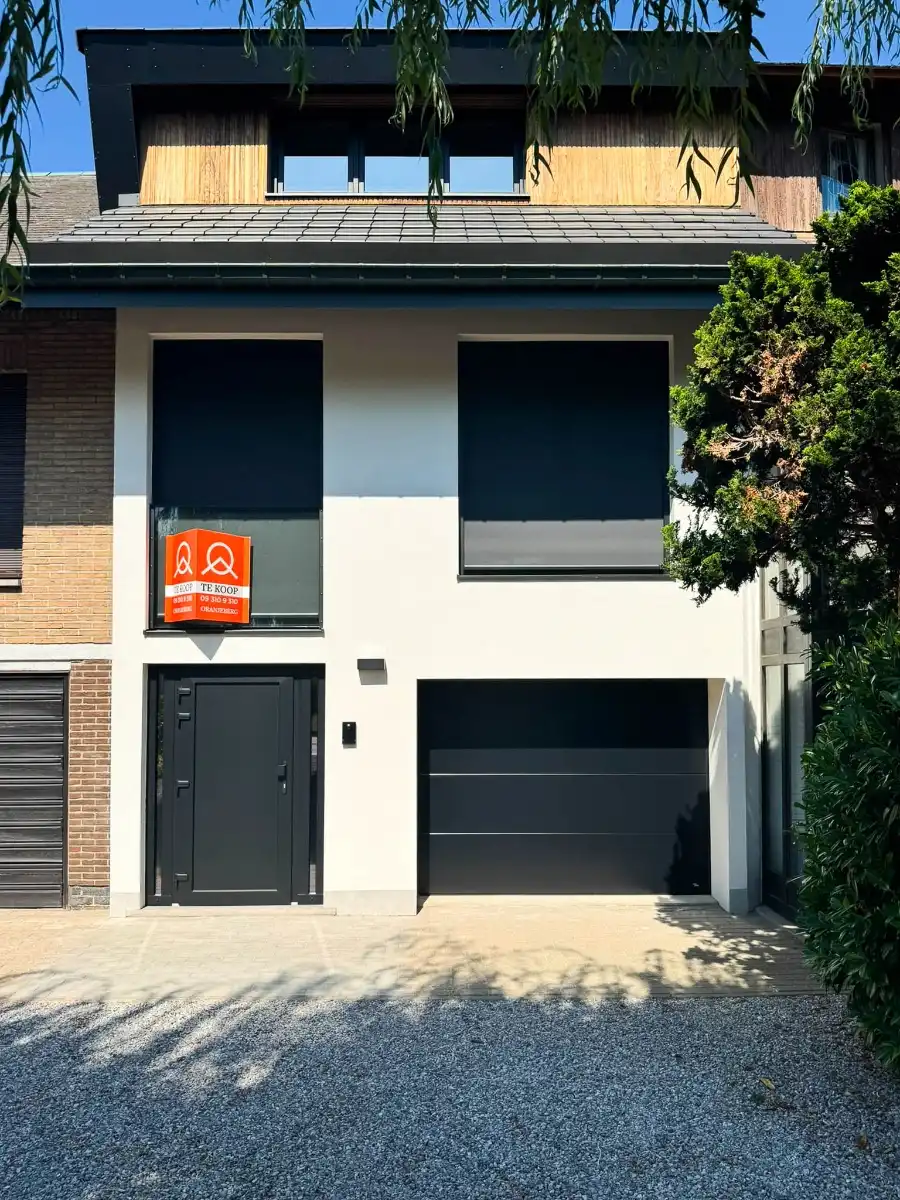 Uitmuntend gelegen gerenoveerde woning ! foto 39