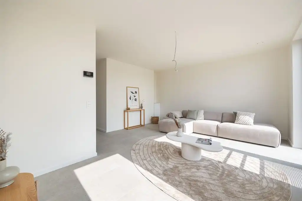 Nieuwbouwwoning onder registratie op toplocatie foto 15