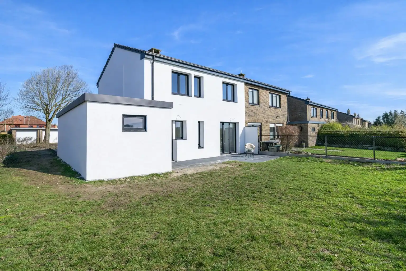 VOLLEDIG VERNIEUWDBOUWDE WONING 3 SLP+BUREAU! foto 26