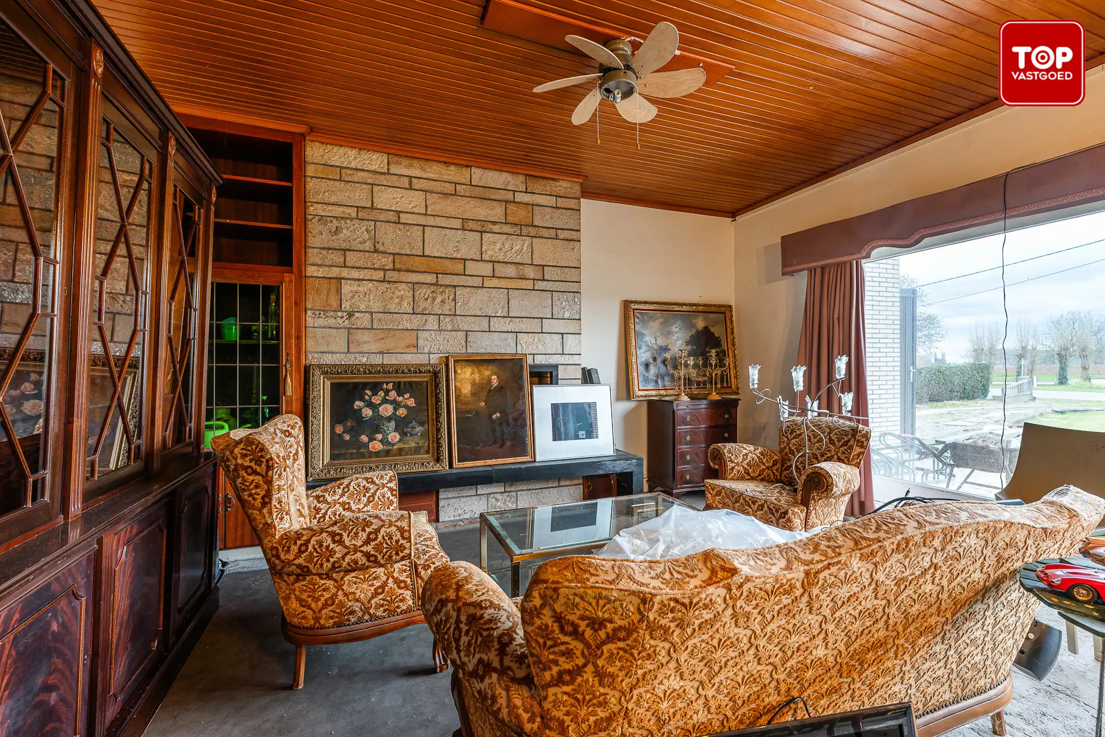 Te renoveren woning met enorme loods foto 15