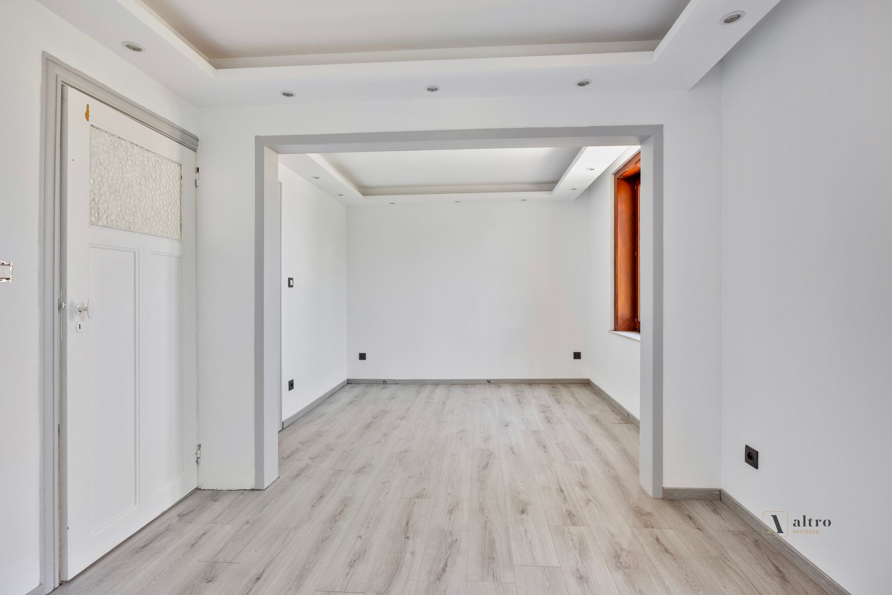 Ruime stadswoning met 6 slaapkamers in hartje Ronse foto 19