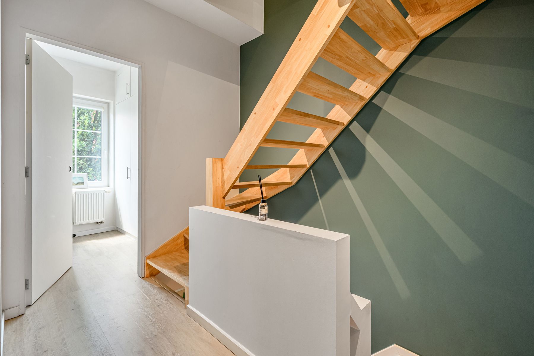 Perfect onderhouden woning met ruim groenterras foto 20