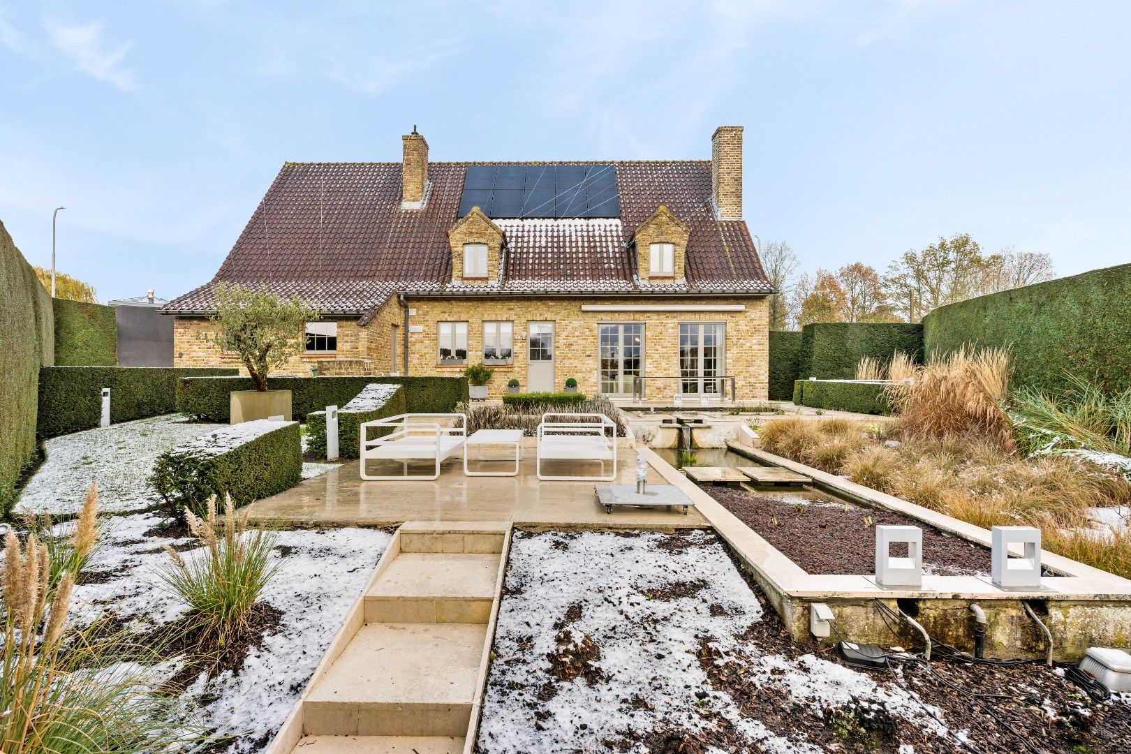 KWALITATIEF AFGEWERKTE VILLA IN RUSTIGE WIJK MET EPC B (172), 4 SLPKS, DUBBELE GARAGE EN 325M² BEW. OPP. foto 30