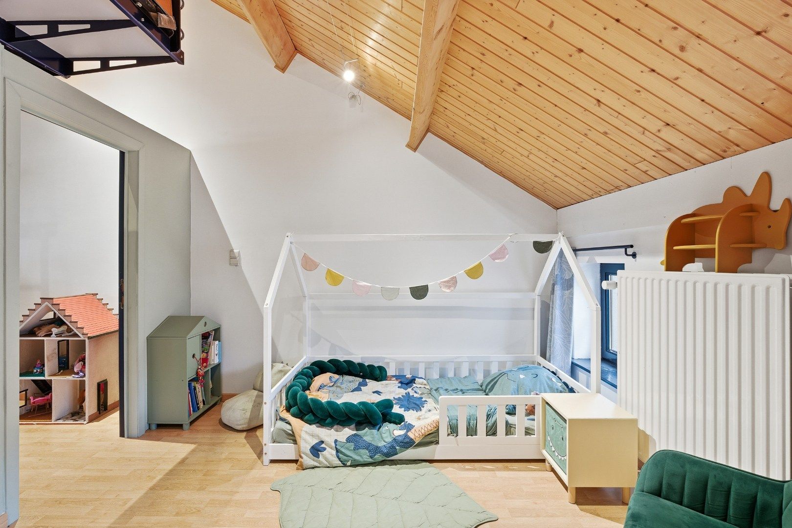 Gezellige eengezinswoning met buitenruimte met INSTELPRIJS foto 21