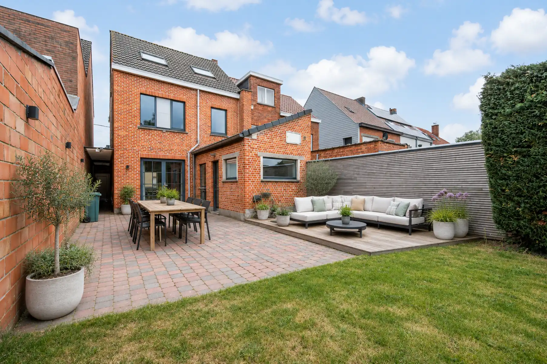 gerenoveerde woning met 3 slaapkamers en tuin  foto 11