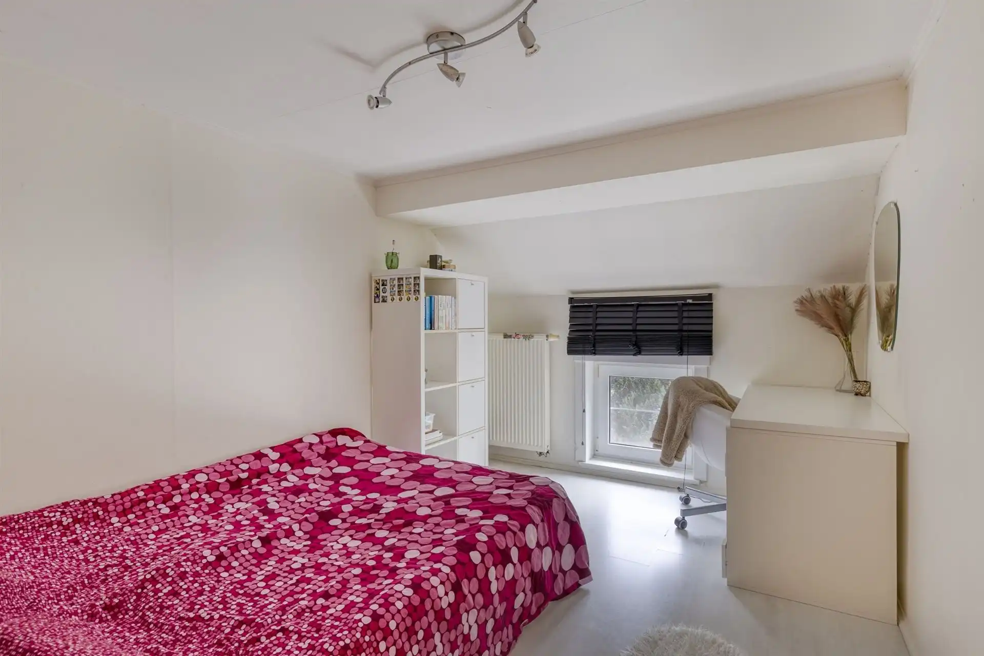 Prachtige woning op een zeer rustige locatie  foto 19