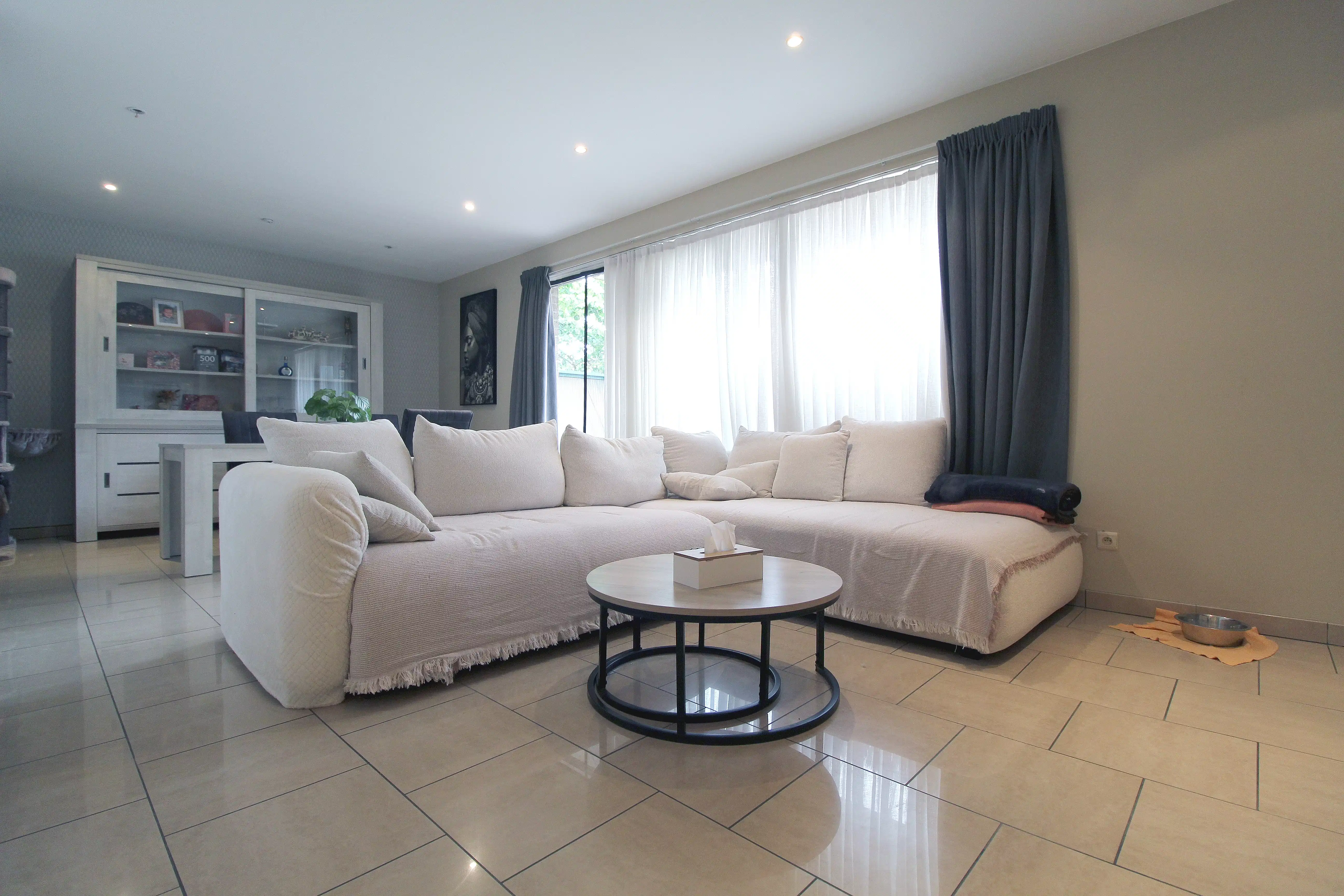 Charmant, instapklaar, appartement nabij centrum Wetteren foto 4
