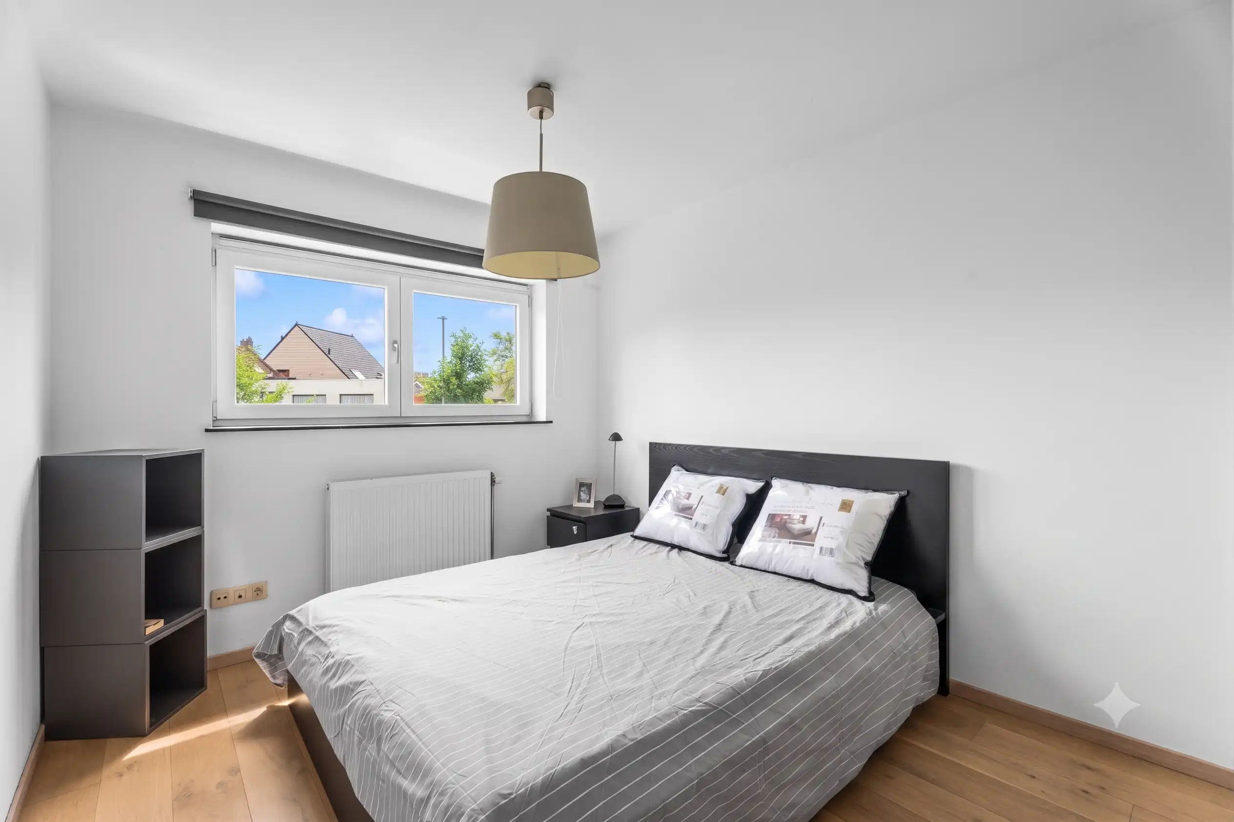 Instapklare halfopen bebouwing met 3 slaapkamers foto 8