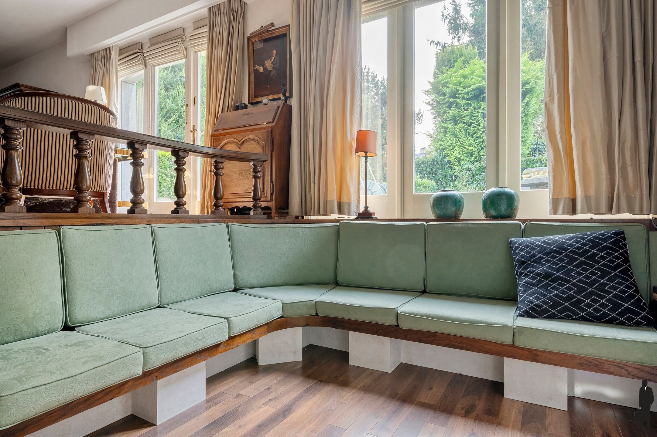  Goed onderhouden in het centrum gelegen karaktervilla op een perceel van ca. 1.938 m²! foto 16