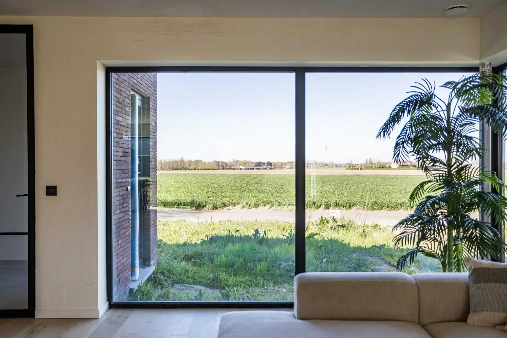 Stijlvolle & lichtrijke woning met schitterende zichten foto 9