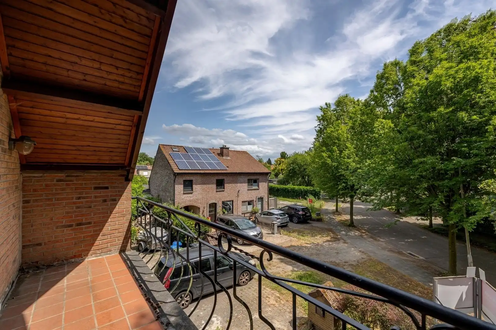 Karaktervolle half open villa met grote tuin 1.189m² in een rustige straat. foto 14