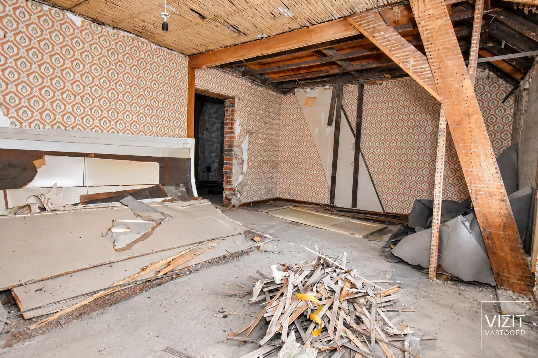 Renovatieproject met veel mogelijkheden foto 12