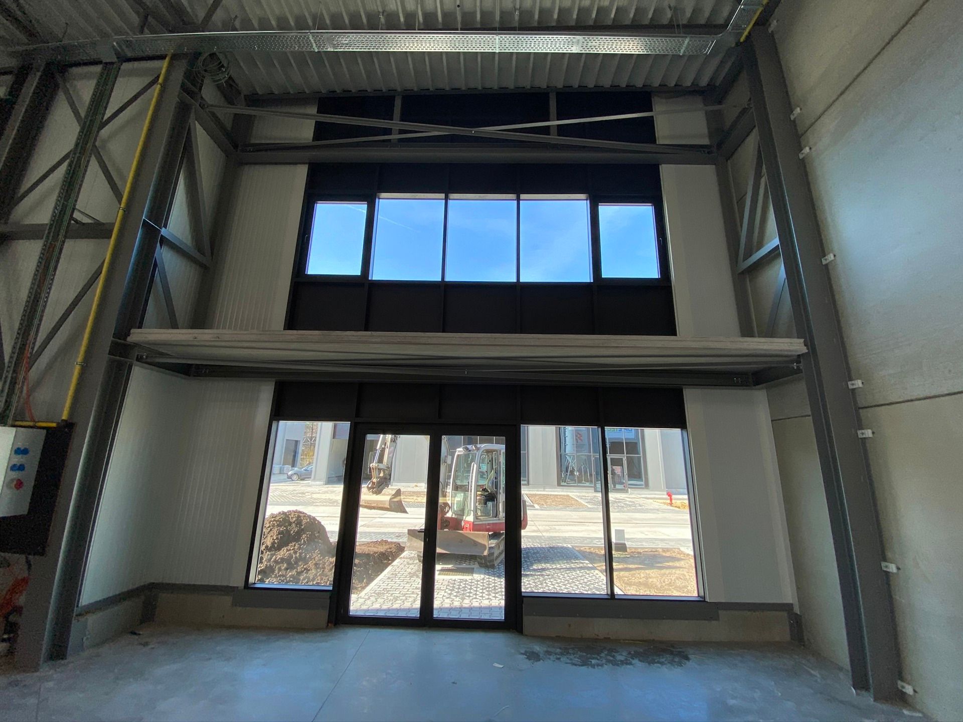 RECENTE KMO-UNIT VAN 385M²  foto 11