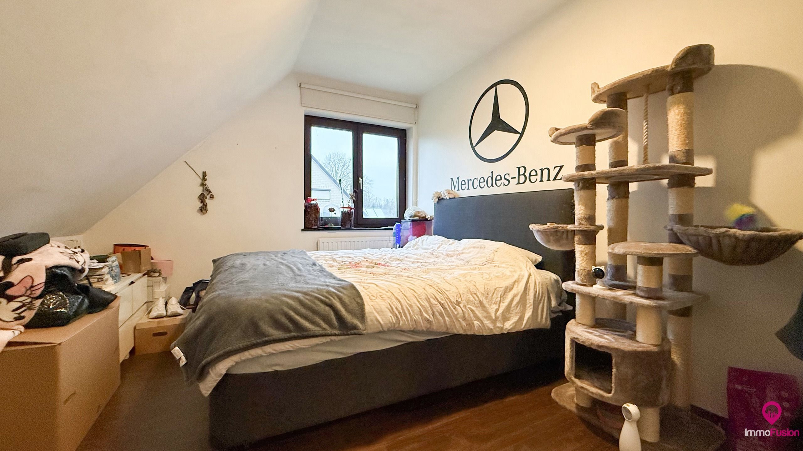 Ruime gezinswoning met 3 slaapkamers in rustige straat! foto 11