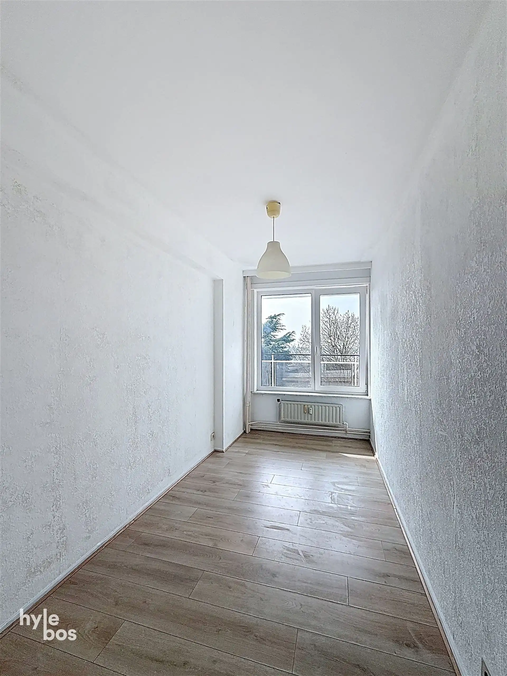 Instapklaar appartement nabij het Waasland Shopping Center foto 9