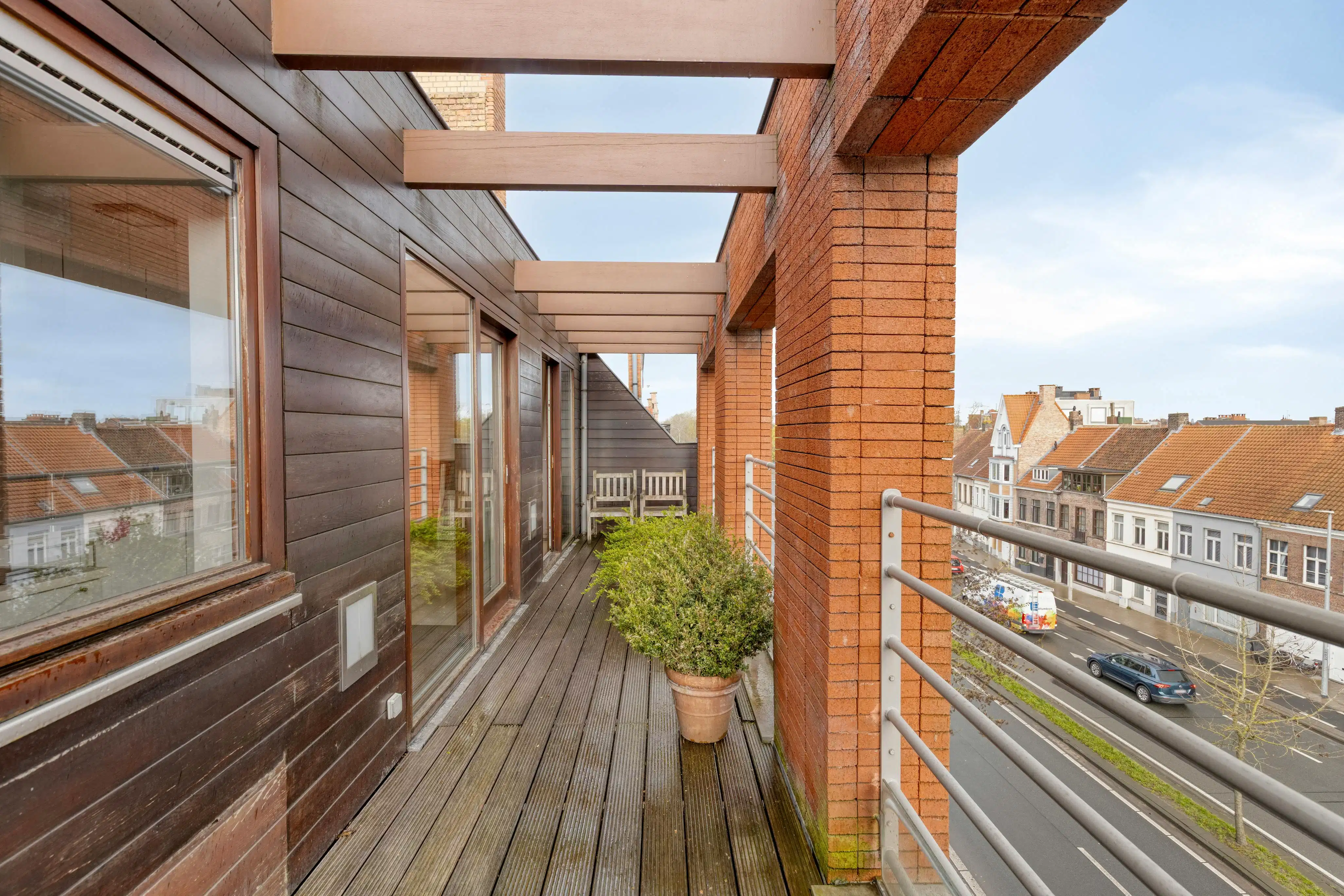 Lichtrijk appartement met 3 slaapkamers te koop in Brugge foto 6