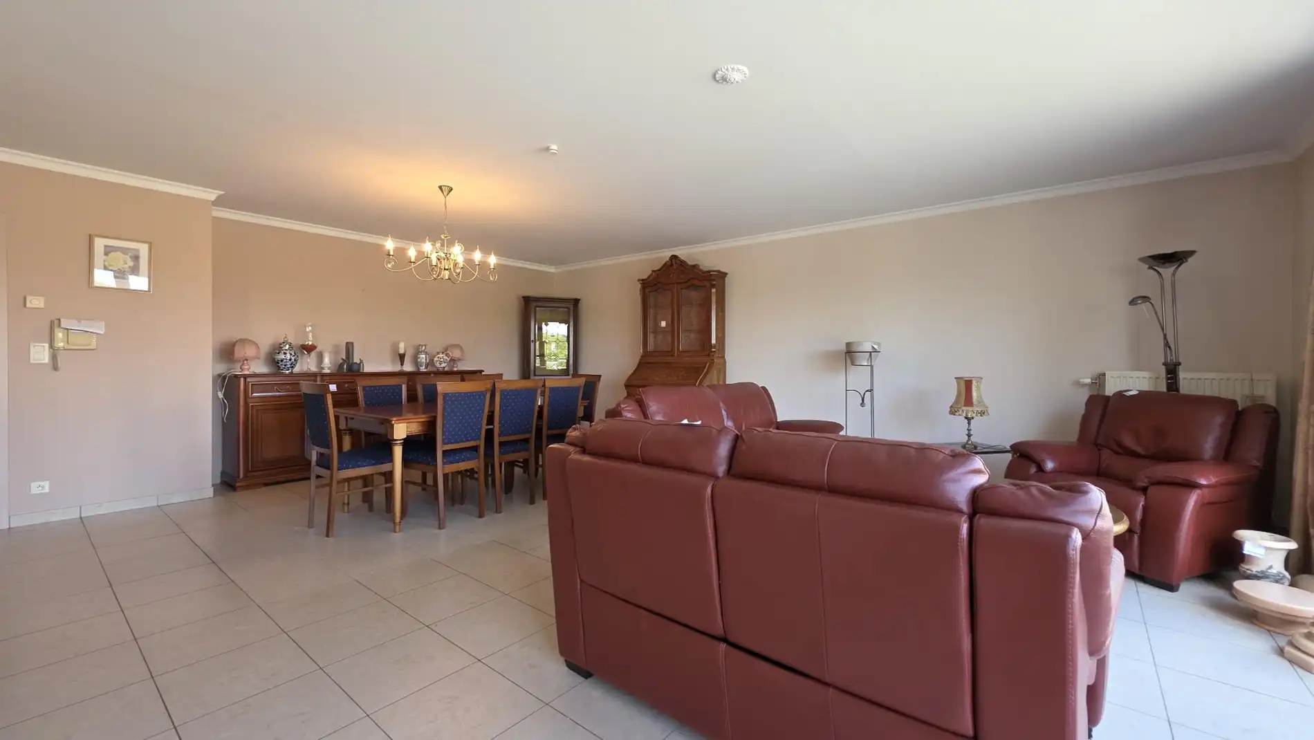 2-Slaapkamerapp met terras, parking & lift foto 3