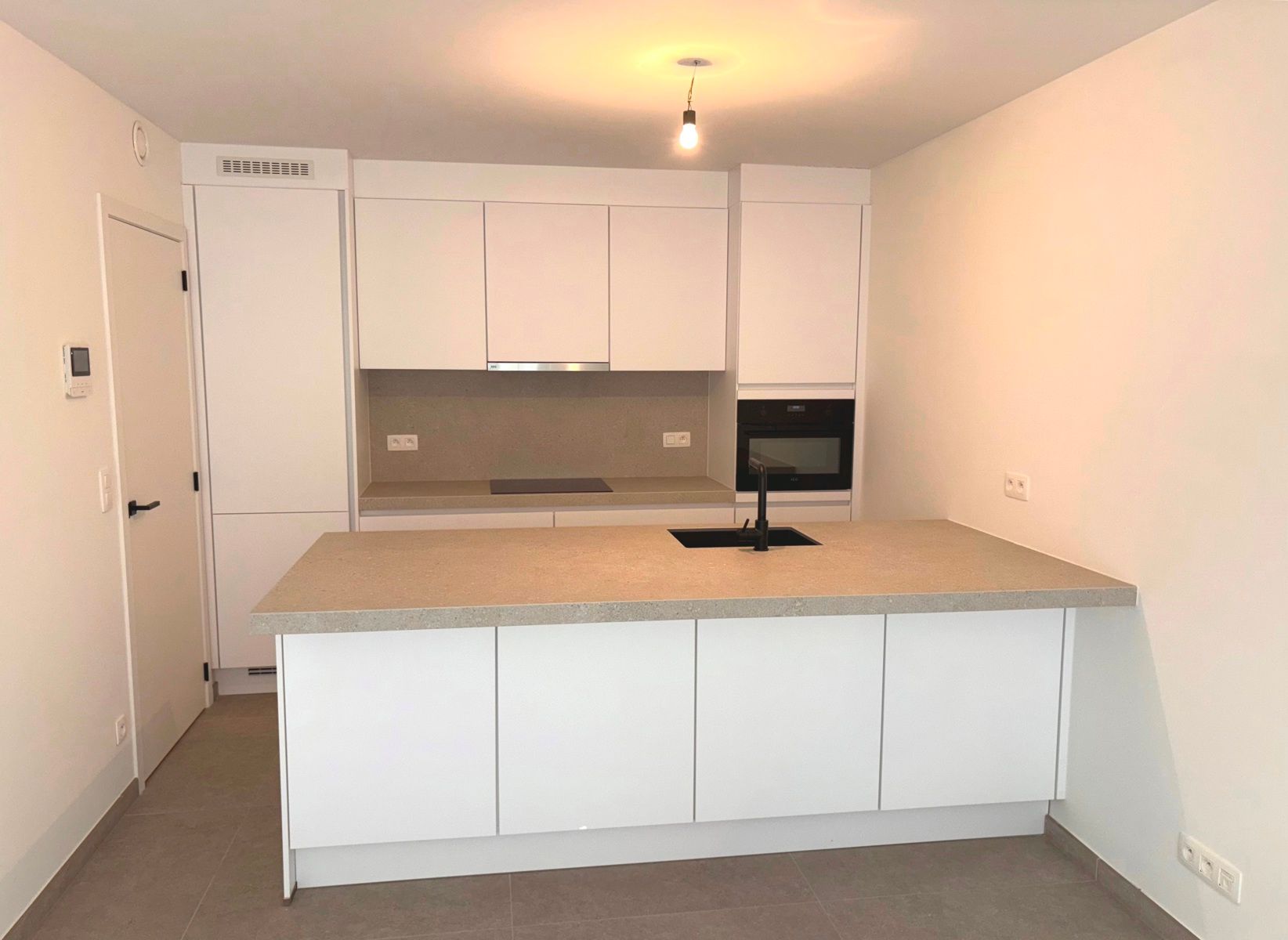 WSB-immo: Energiezuinig 1-slaapkamerappartement ih centrum foto 3