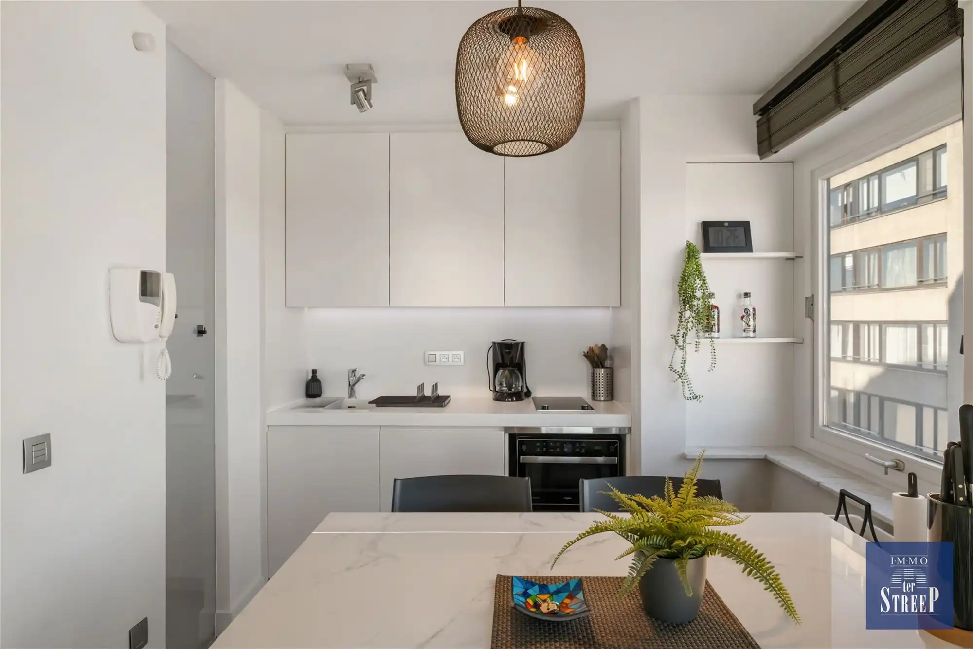 Exclusieve studio met adembenemend zeezicht foto 8