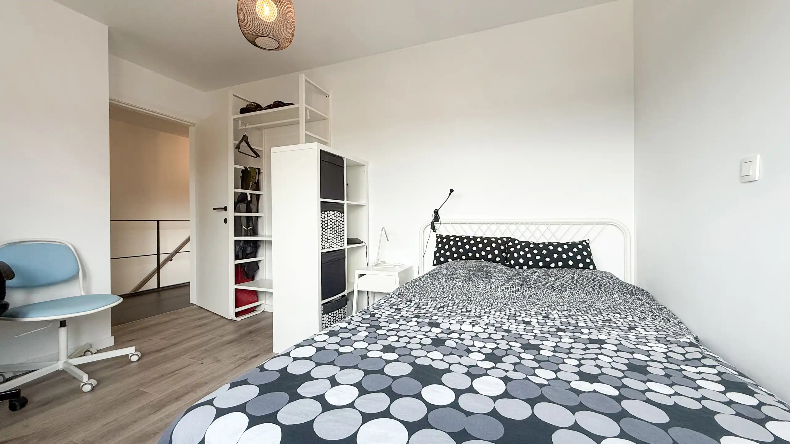 Moderne halfopen woning met 3 slpks en tuin! foto 22