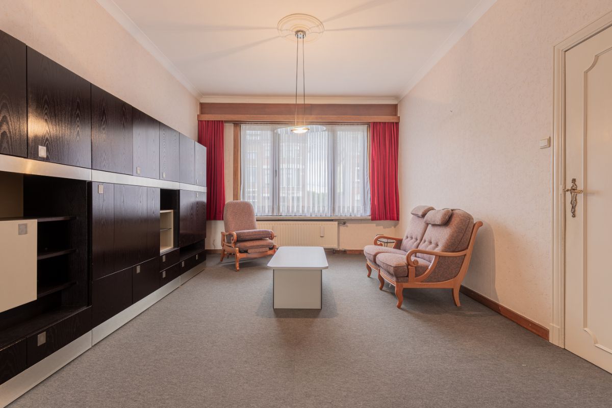 Statige woning met tuin in centrum Dendermonde foto 3