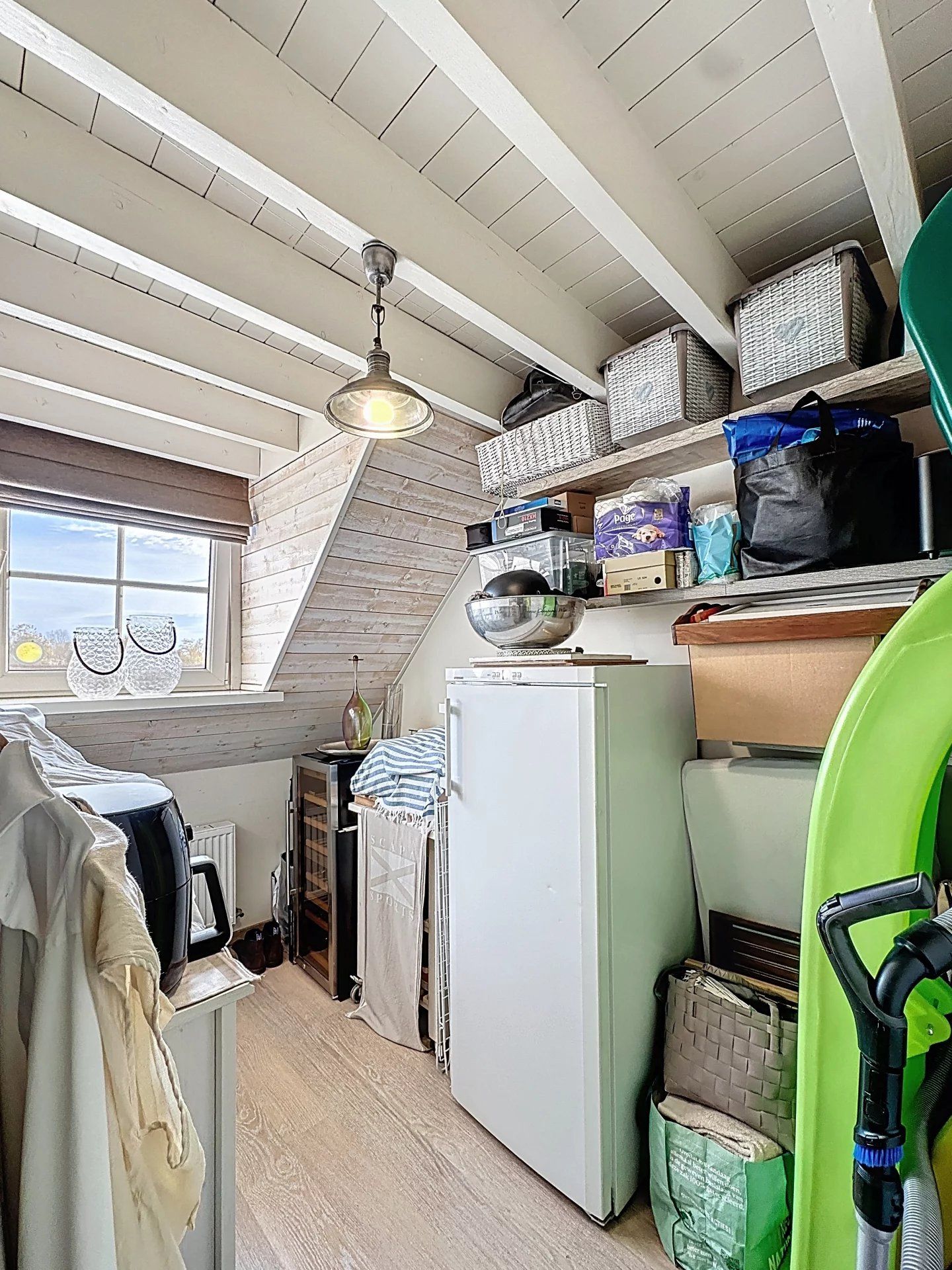 Super gezellig duplex appartement met 1 grote en 1 kleine slaapkamer, groot terras en garage foto 10