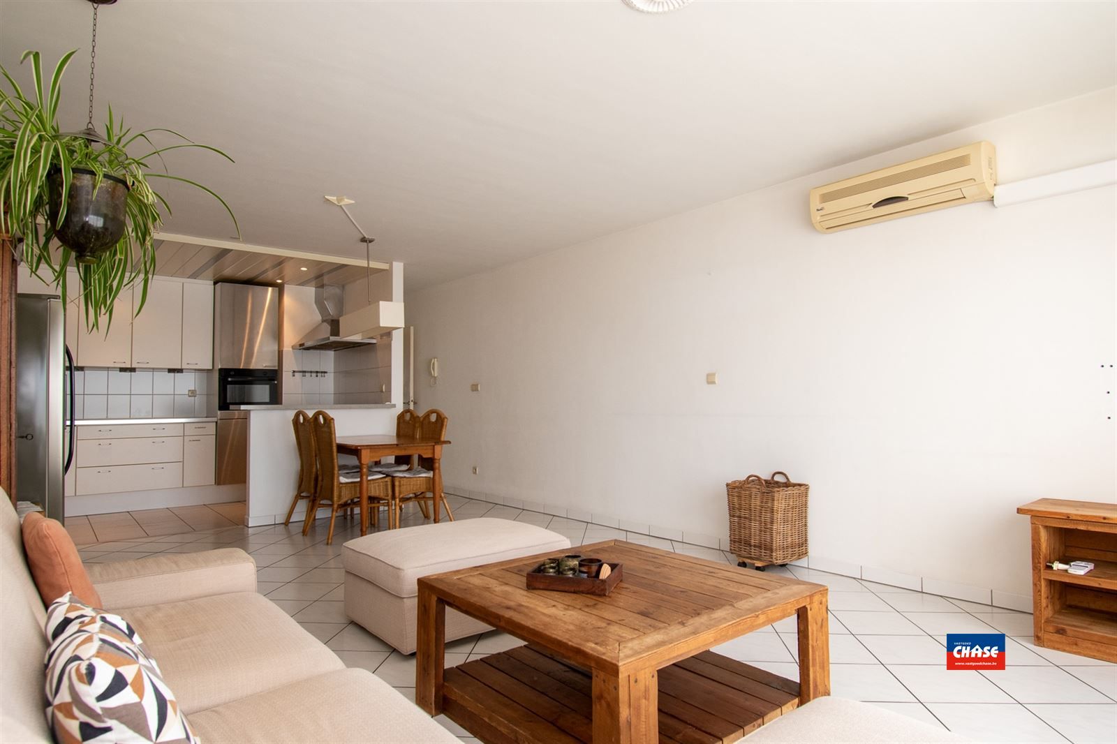 Verzorgd appartement met 3 slaapkamers, terras en ondergrondse autostaanplaats foto 5