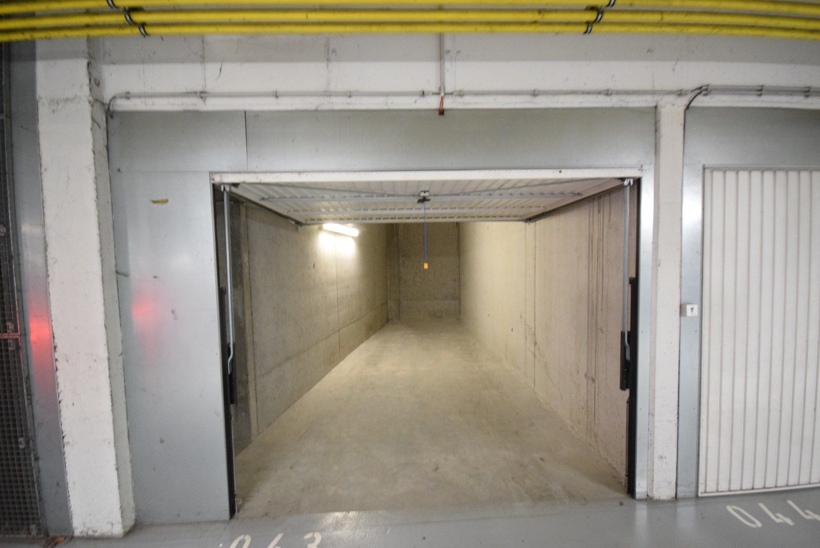 GARAGE  IN DE MUNT  foto 5