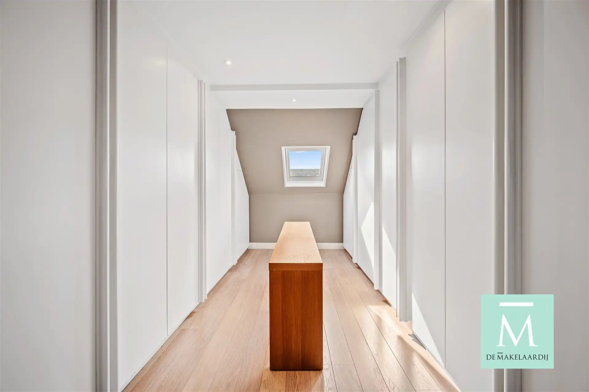 Prachtige handelswoning met overdekte garage nabij de vaart te Mechelen foto 23