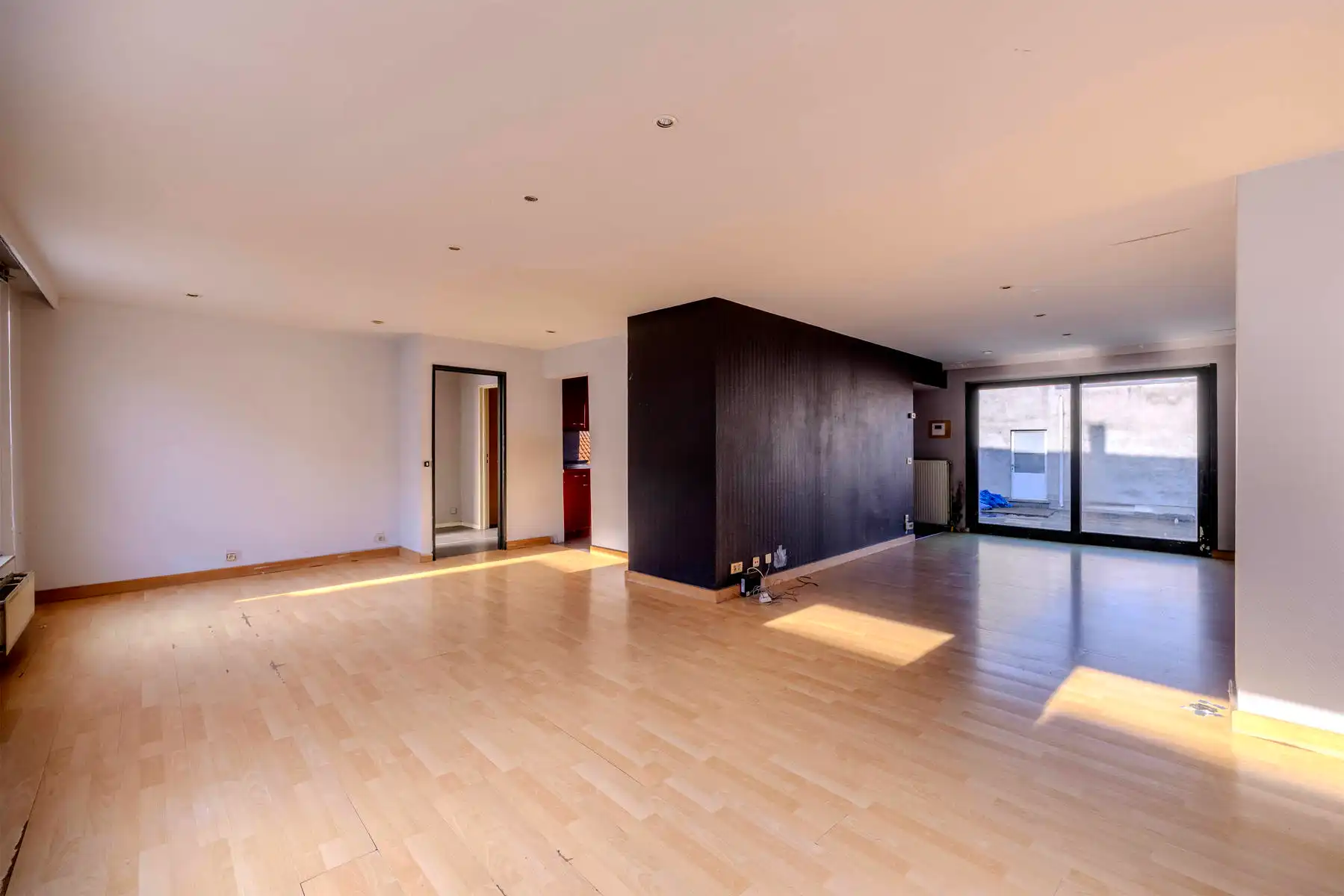 Wonen en werken in hartje Turnhout: handelspand + 2 appartementen foto 33