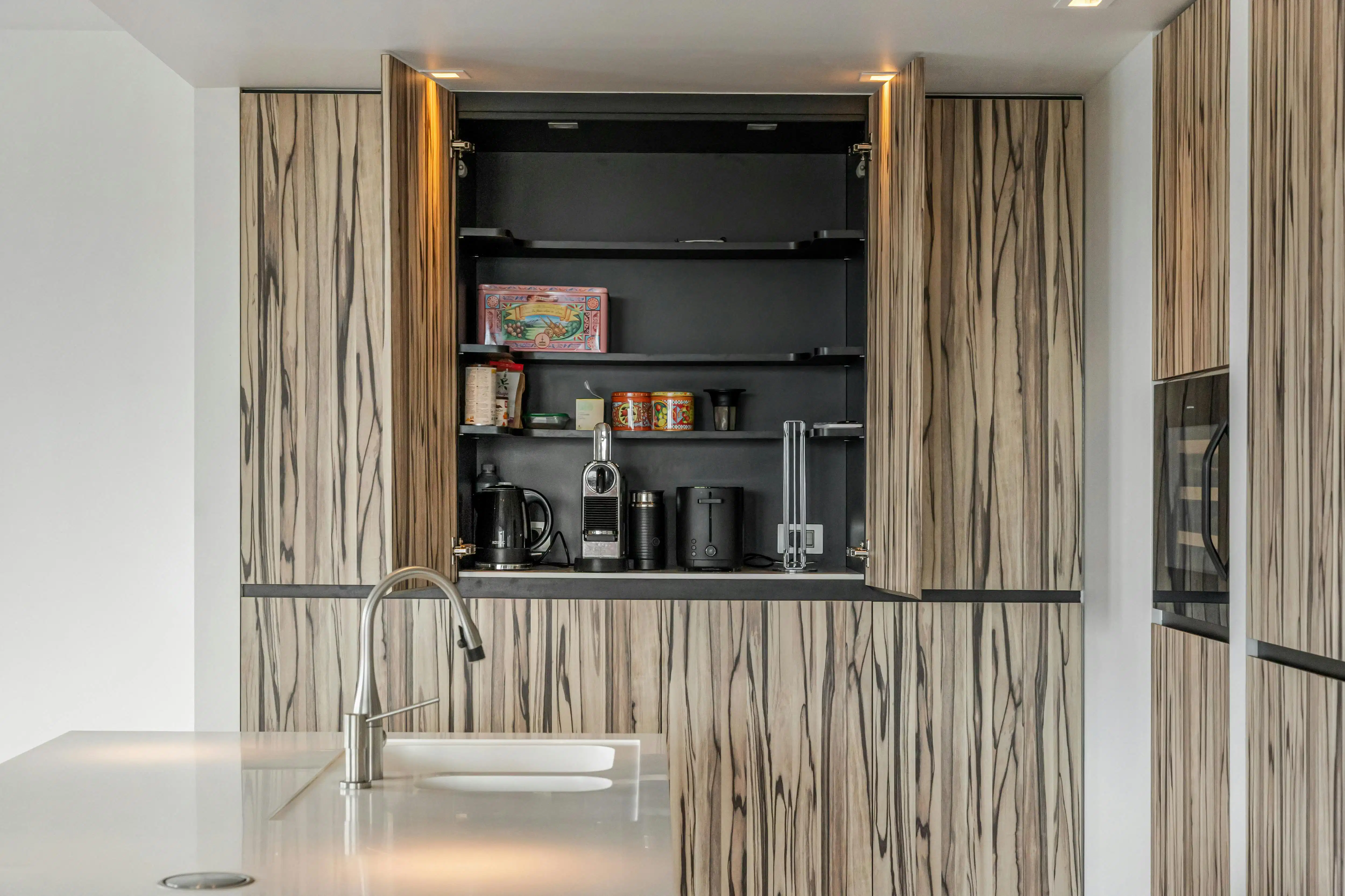  Exclusief hoekappartement aan het water met ruim zonneterras foto 10
