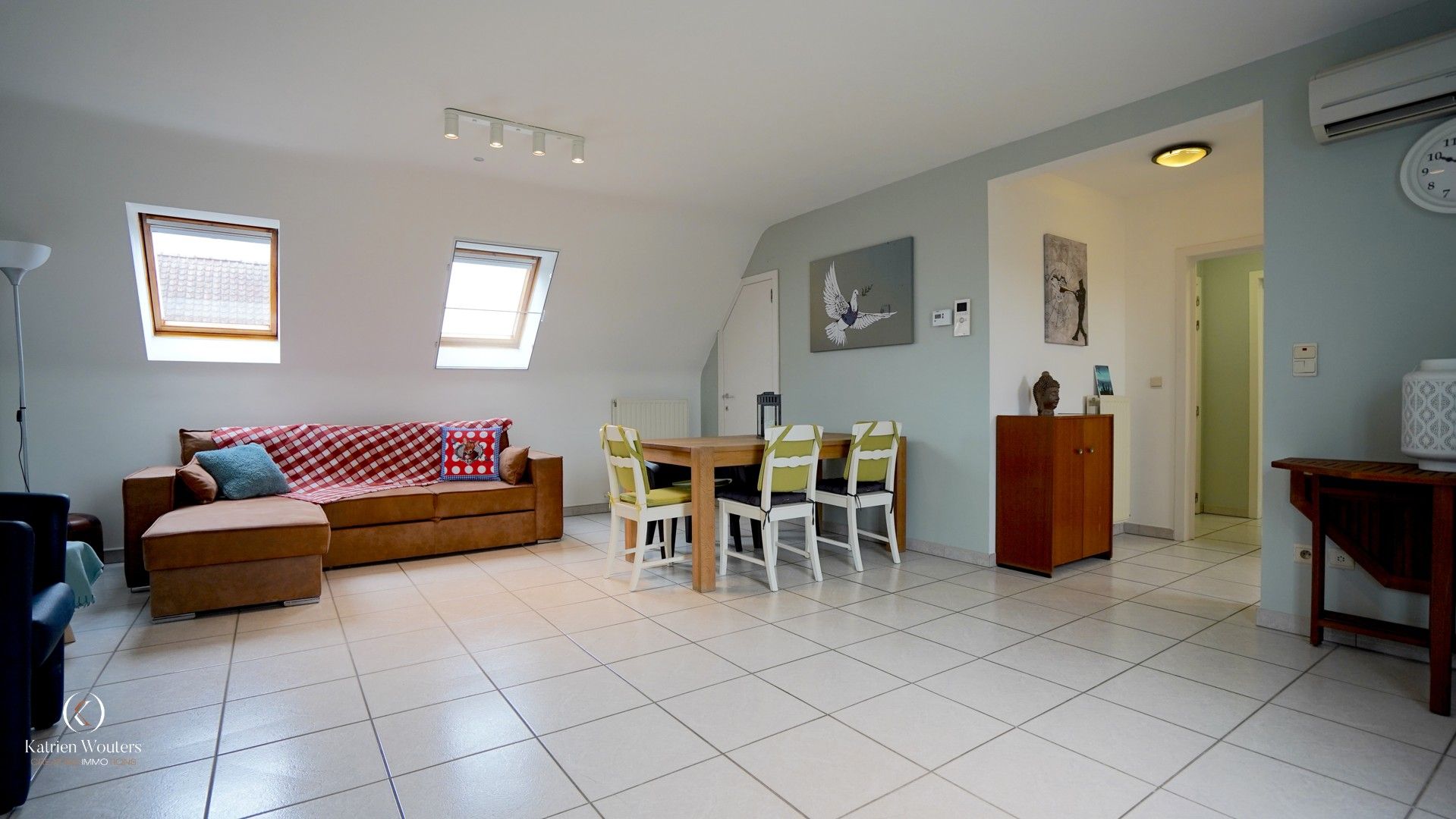 Centraal gelegen appartement met autostaanplaats foto 4