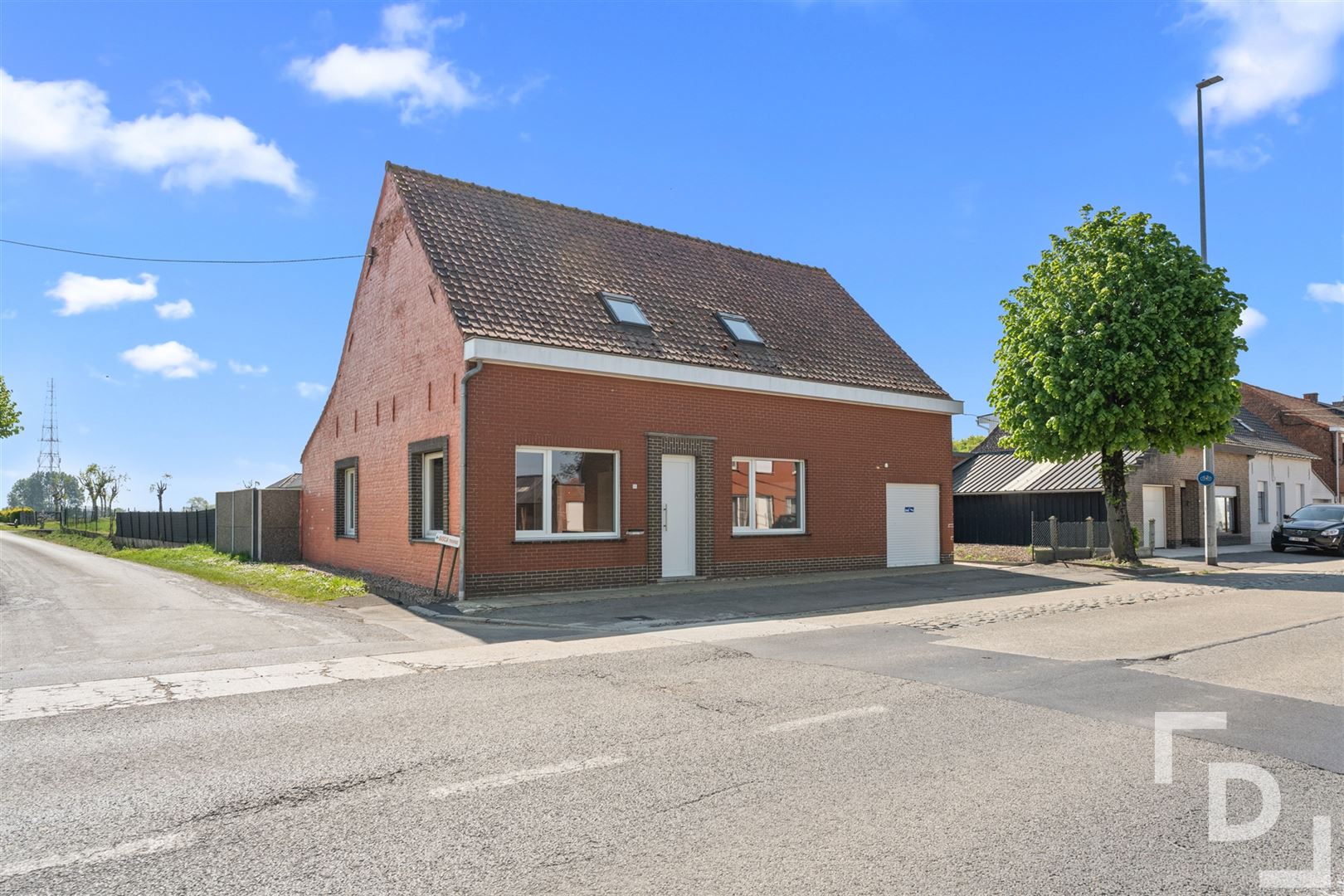 Vrijstaande woning op ruim perceel te koop te Vlamertinge. foto 36