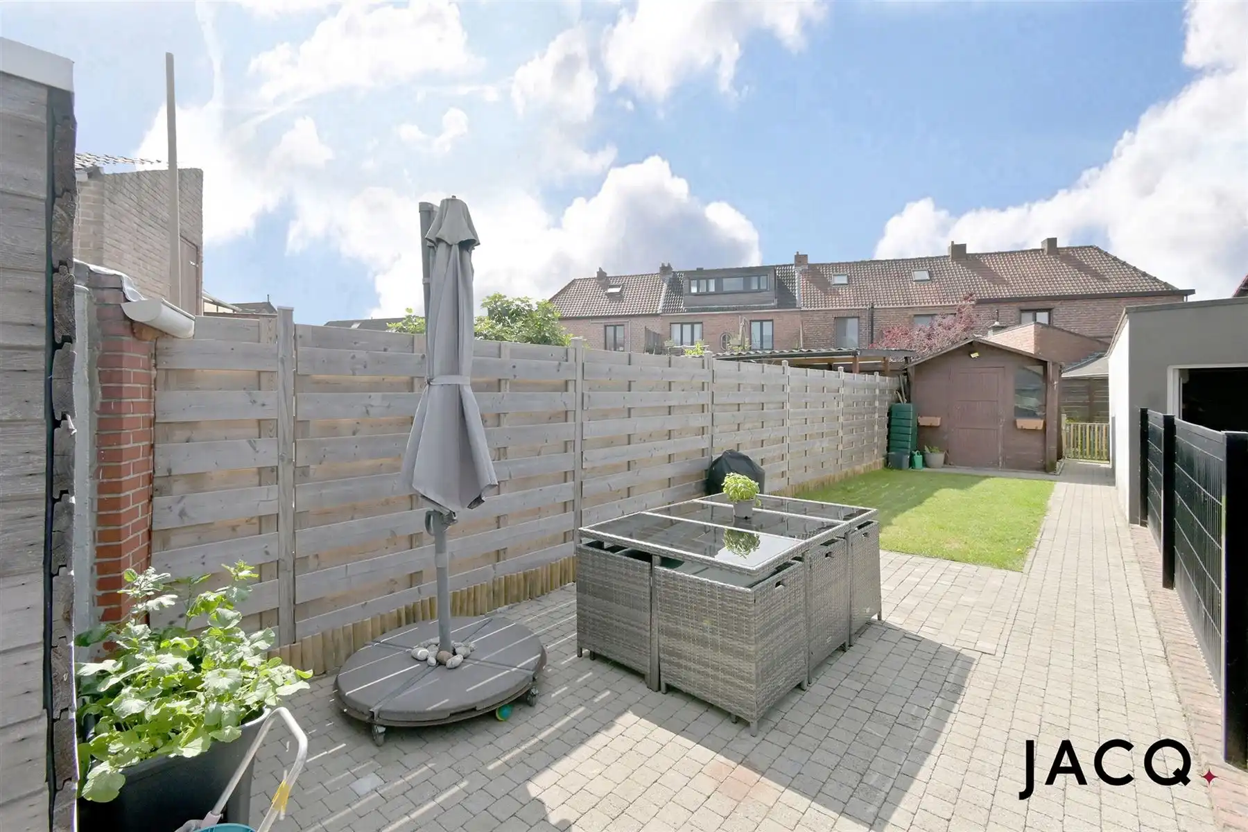 Instapklare woning met 3slpk's en gezellige zuid-tuin! foto 17