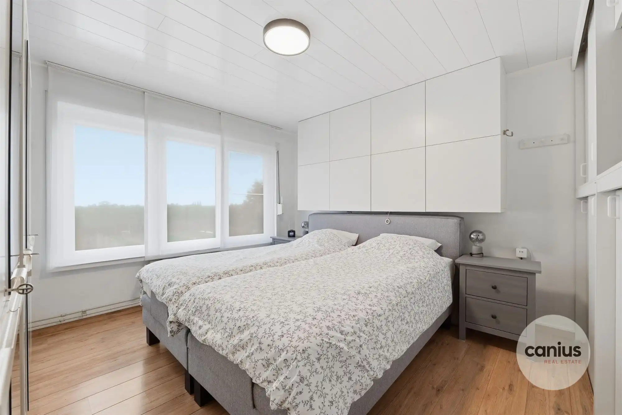 INSTAPKLARE EN VERZORGDE HALFOPEN BEBOUWING MET RUIME TUIN EN DRIE SLAAPKAMERS IN LANDEN foto 13