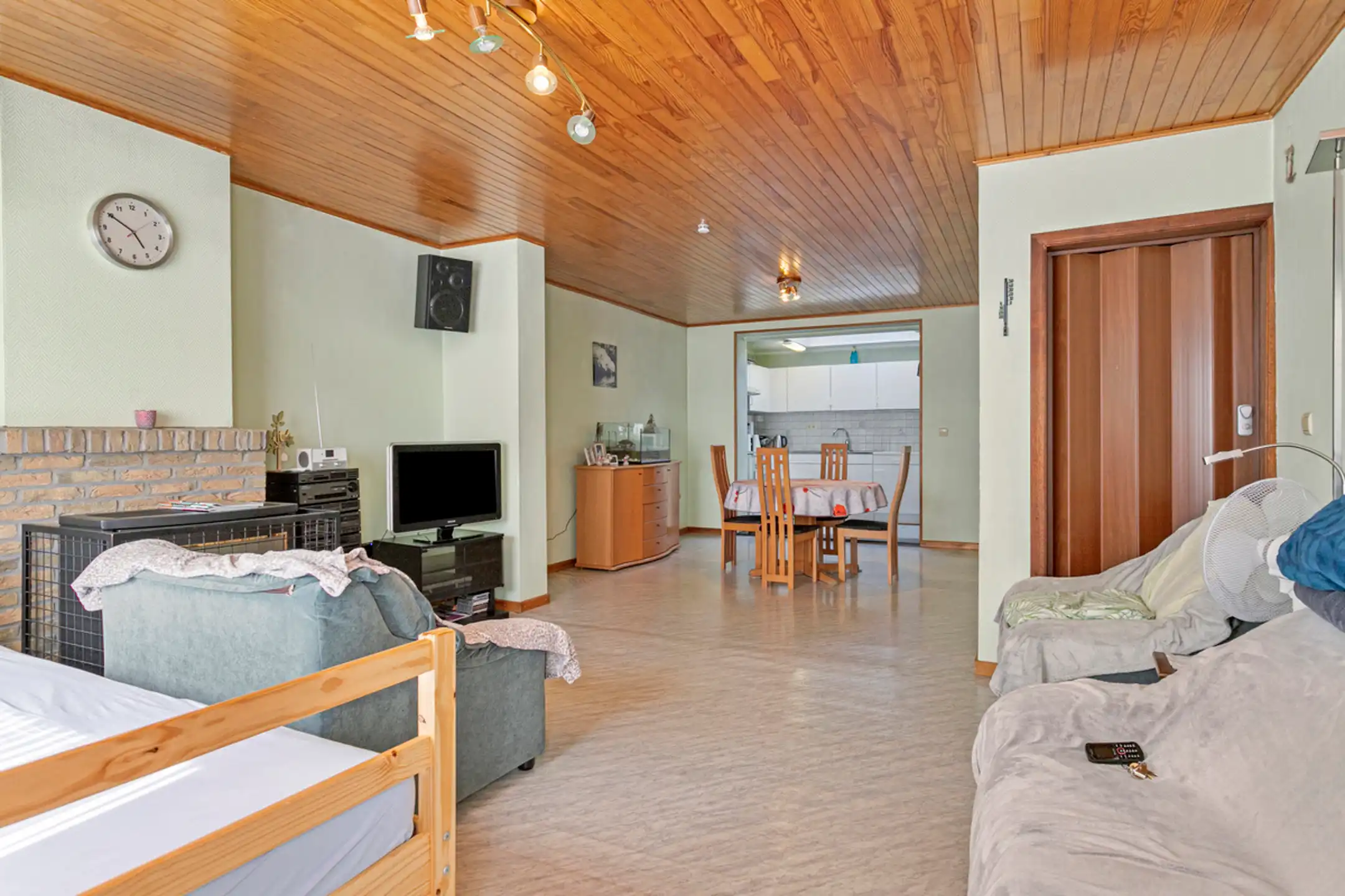 Eigendom met appartement én handelszaak met woonst & garage! foto 16