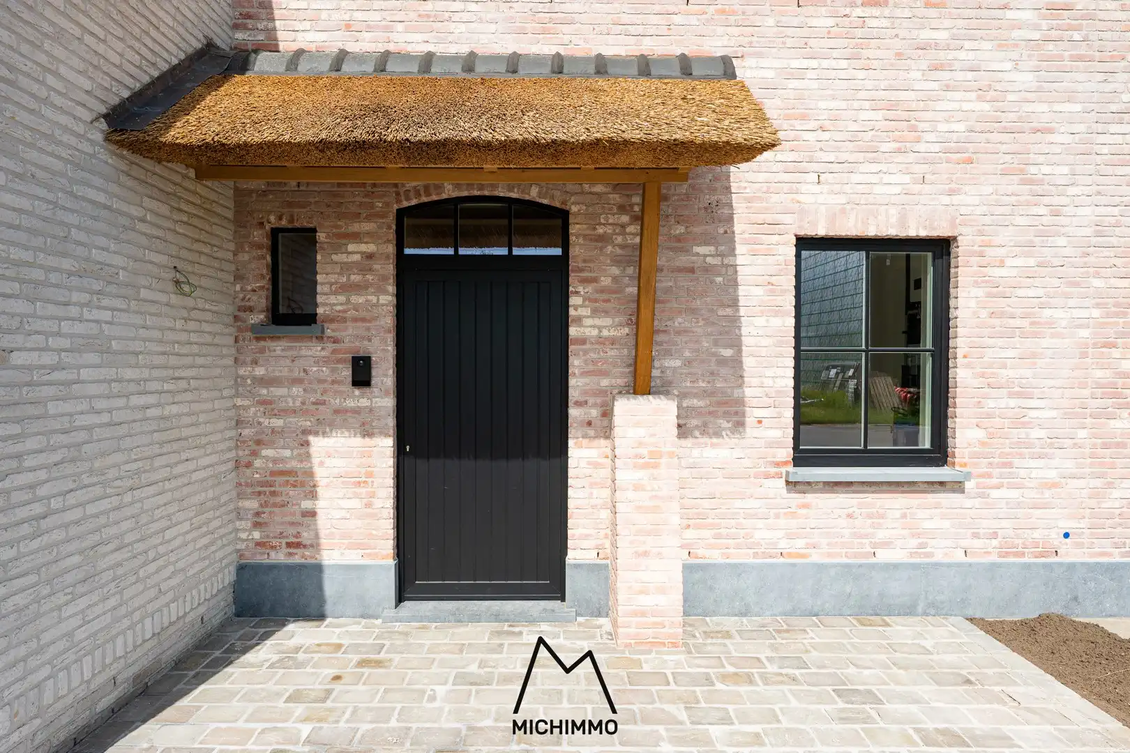 Fantastische nieuwbouwwoning met vier slaapkamers op rustige locatie te Assenede! foto 4
