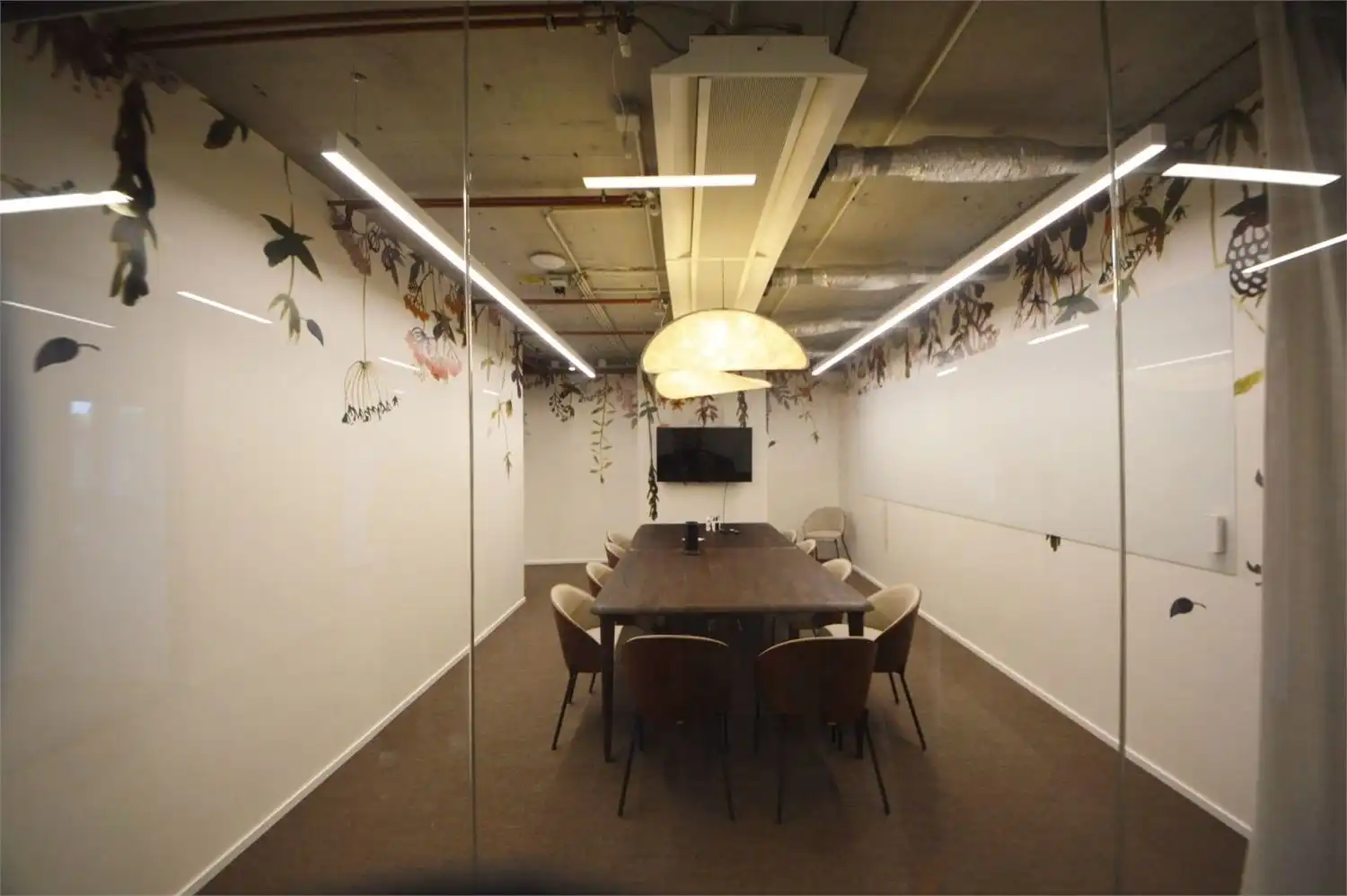 Bureaux prêts à emménager dans un immeuble moderne au 4e étage foto 10