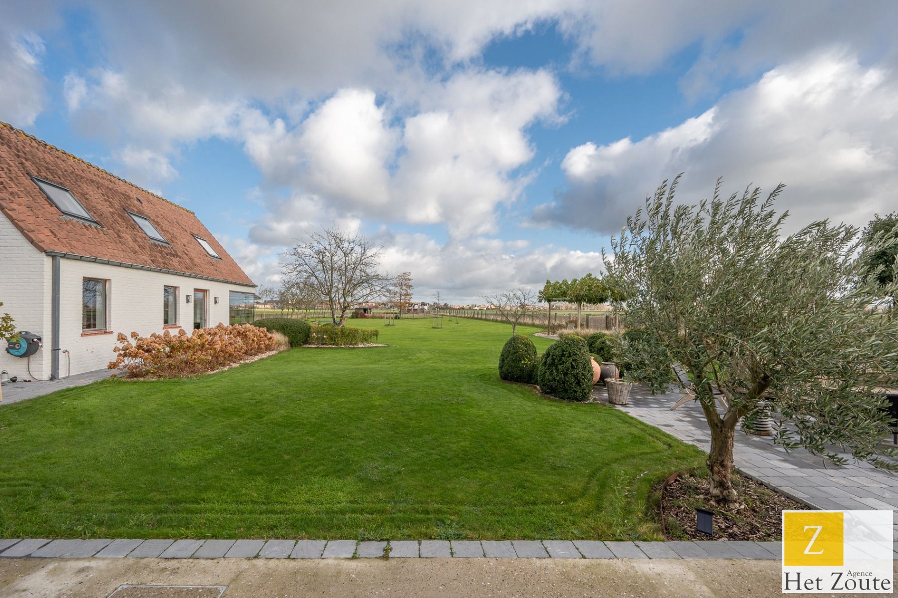 Twee ruime villa’s op één groot perceel (5.460 m²) te Knokke foto 39