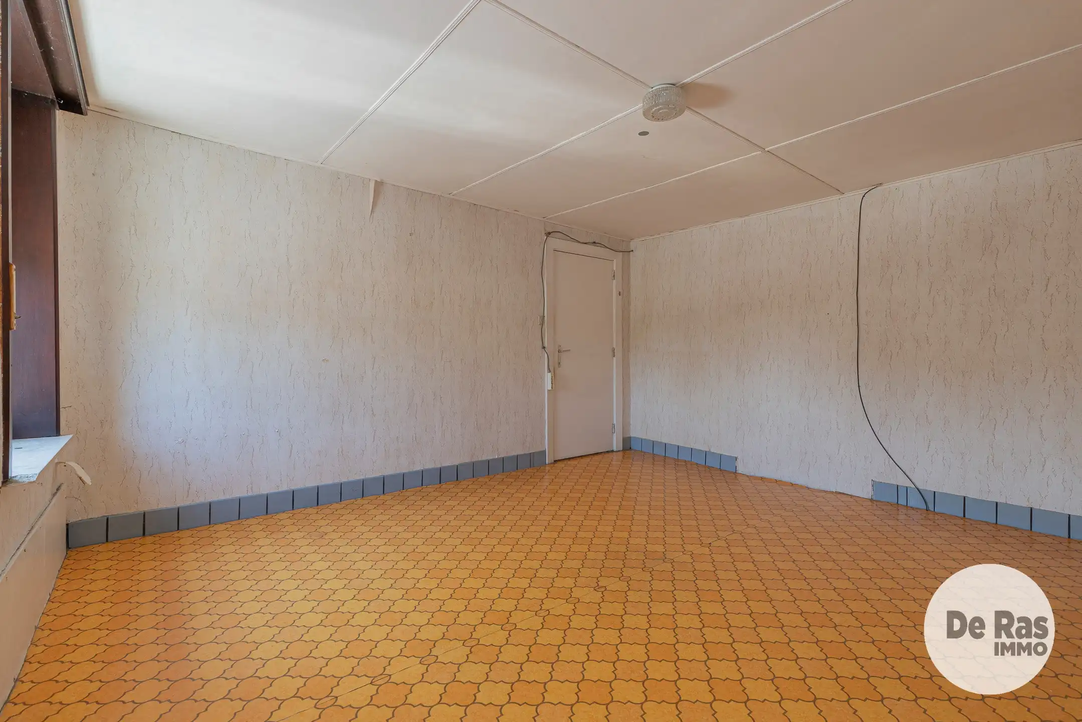 HAALTERT - Unieke renovatiekans op een groene locatie foto 12