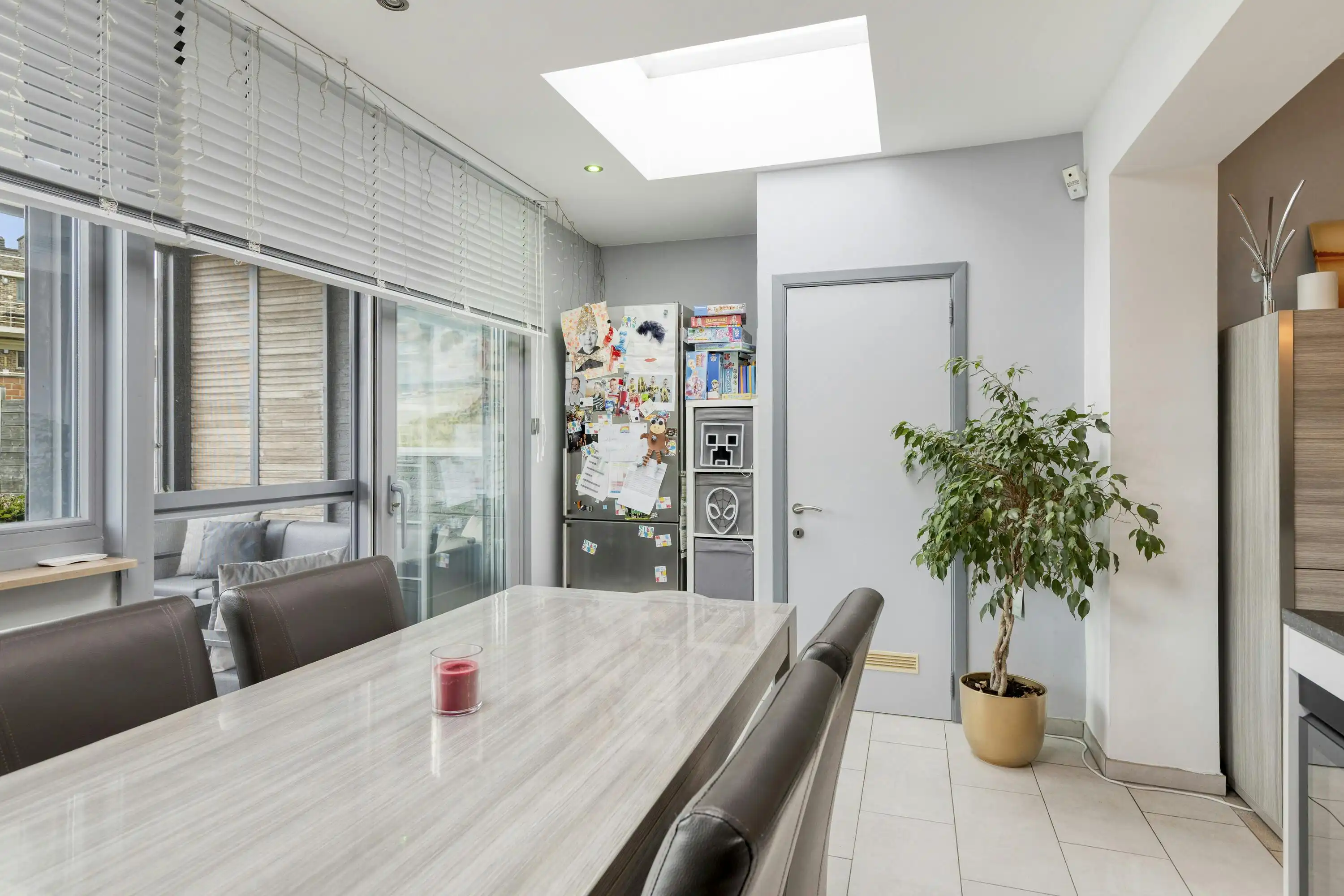 Lichtrijk halfopen huis met tuin en 5 slaapkamers te Schoten foto 12