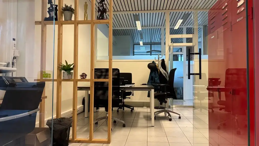 Kantoor te huur in New Westral Business Center te Nazareth foto 9