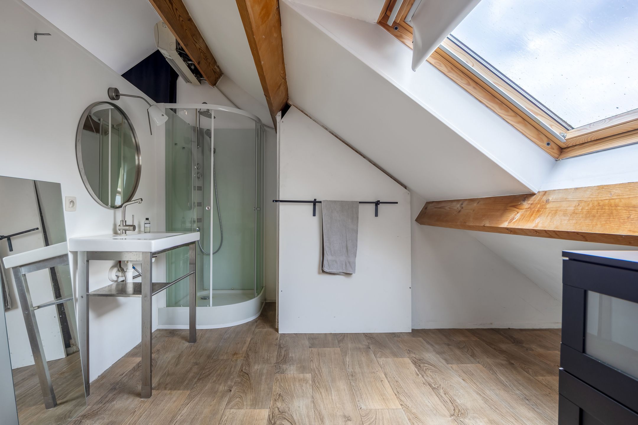 Halfopen bebouwing met tuin en multifunctioneel bijgebouw foto 27