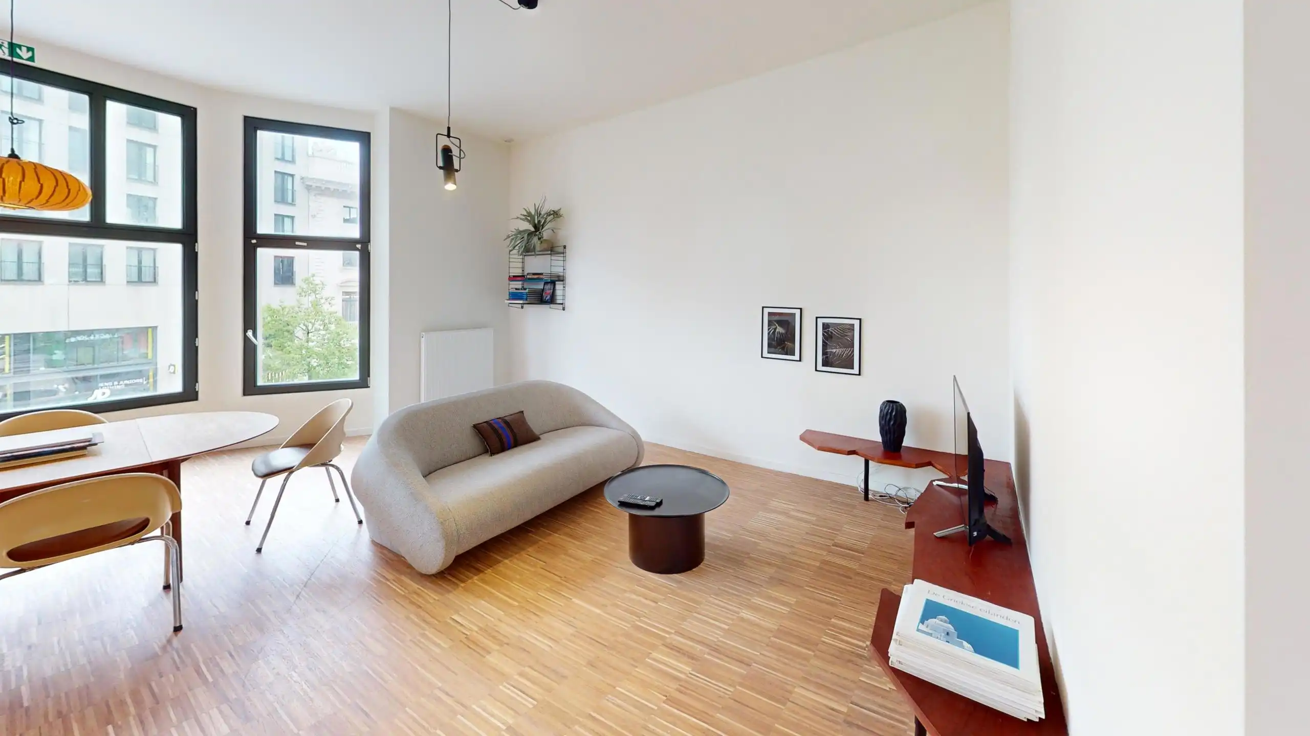 ANTWERPEN CENTRUM - Gemeubeld één slaapkamer appartement met terras foto 4