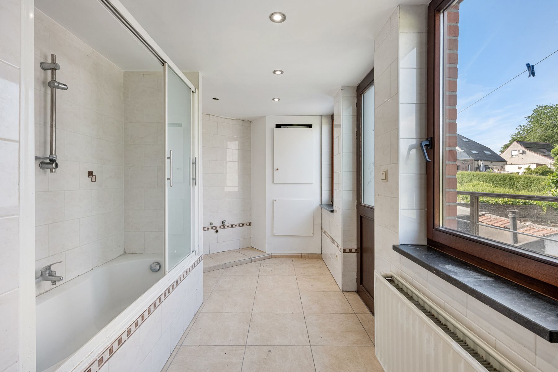 Appartementsgebouw met 2 entiteiten en terrassen foto 18