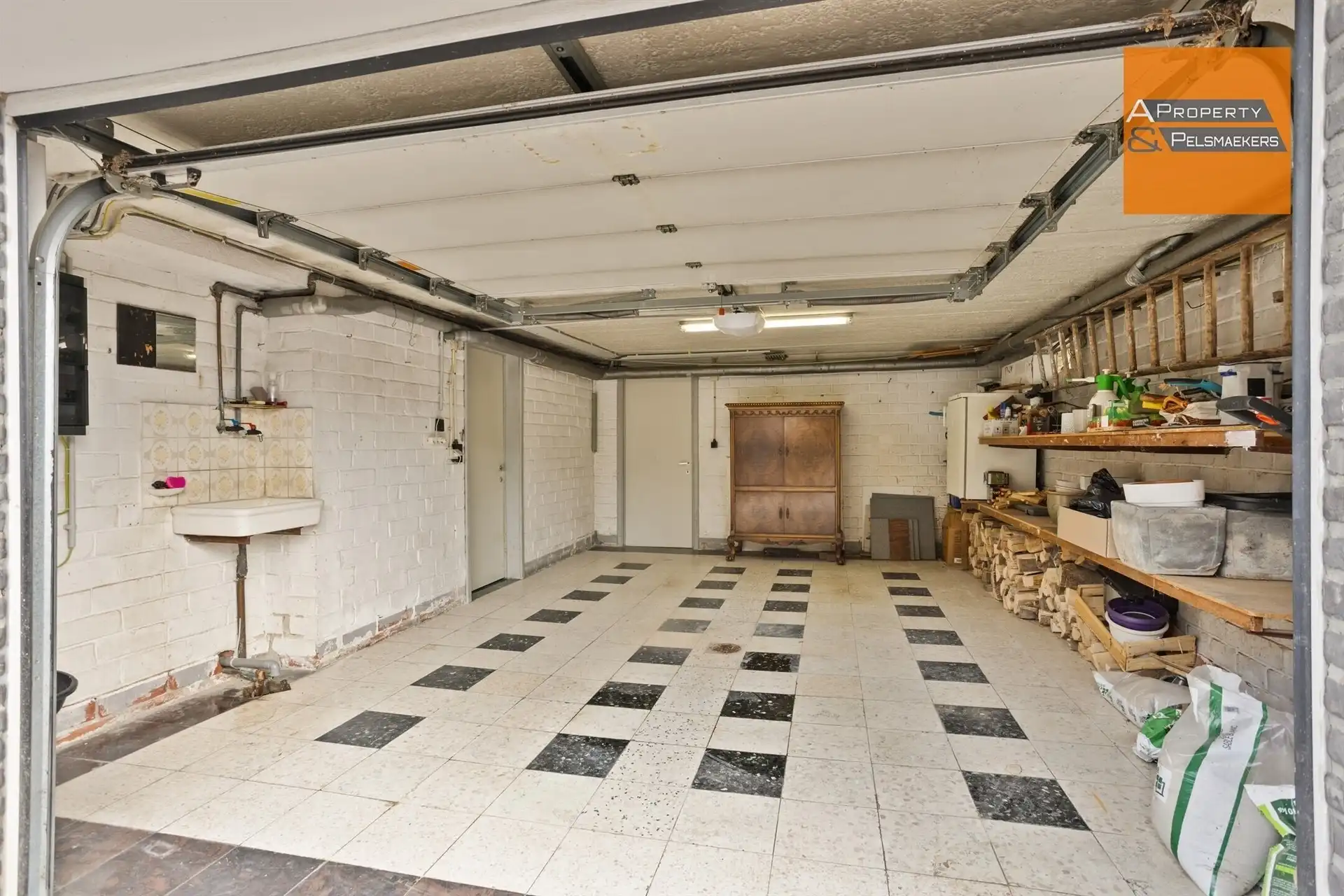 Lichtrijke villa met 4 slaapkamers nabij Britse School foto 28