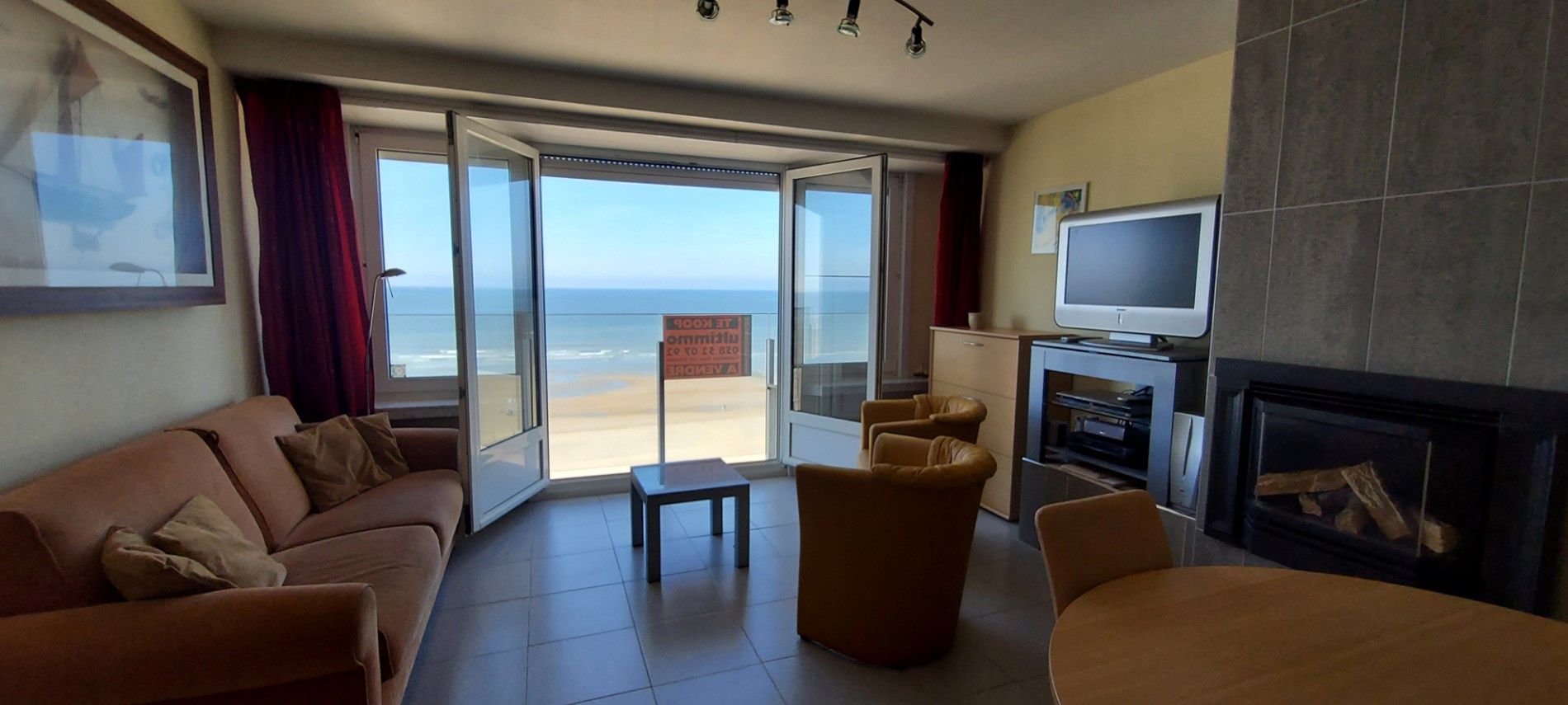 RUIME verzorgde studio met uitstekende ligging op de Zeedijk te Koksijde ! foto 8