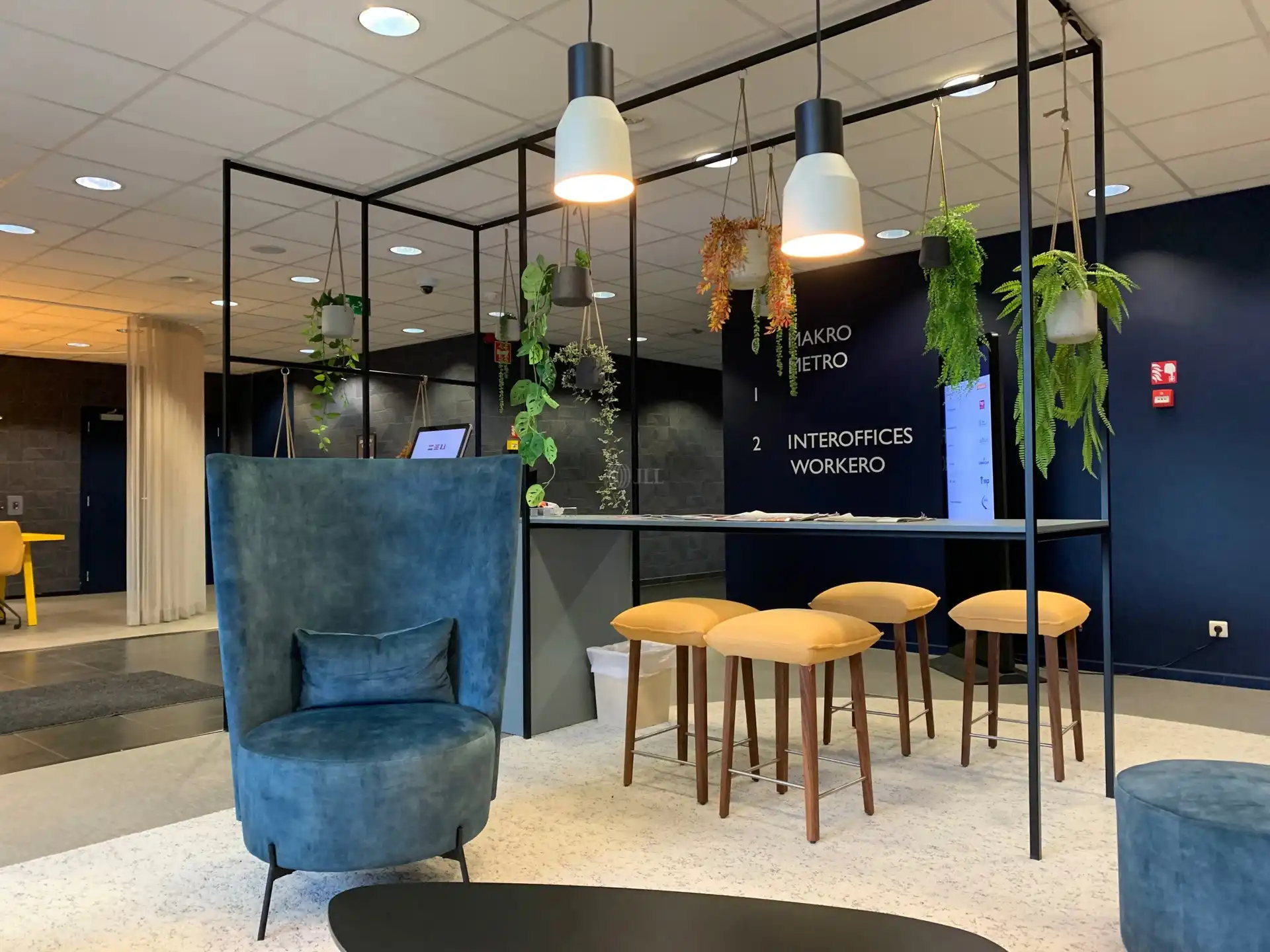 Moderne Opsplitsbare Kantoorruimte langs de E313  foto 8