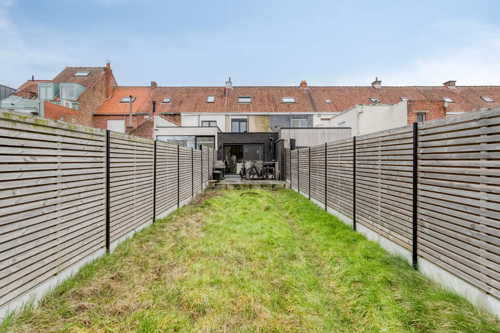 Gerenoveerde woning te koop in Heule met EPC A, conforme elektriciteit en ruime slaapkamers. foto 15